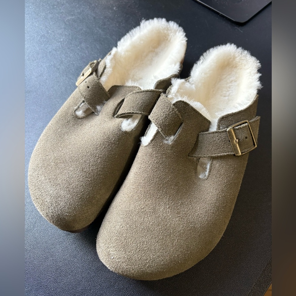 Birkenstock Boston Shearling lined NEW Olive size 41